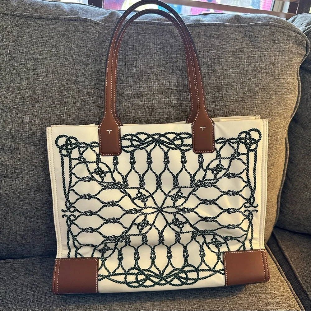 Tory Burch White and Brown Tote with Green Detailing - Picture 2 of 4